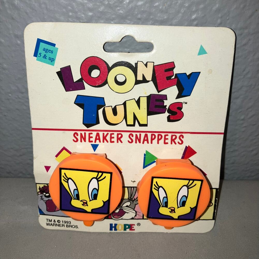 Collectible New Nos Nwt Tweety Bird 1993 Vintage Looney Tunes Sneaker Snappers